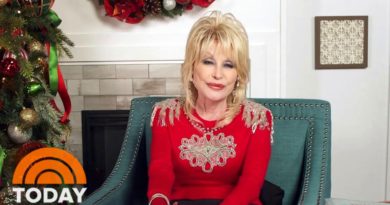 Dolly Parton Talks Holiday Projects And Answers Fan Questions | TODAY