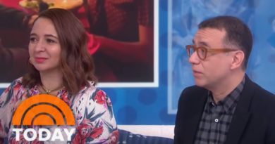 Maya Rudolph And Fred Armisen On Playing A Couple In ‘Forever’ | TODAY