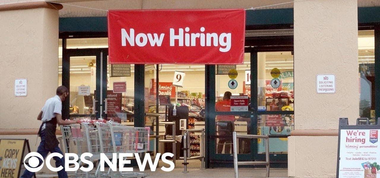 U.S. job growth holds steady in April