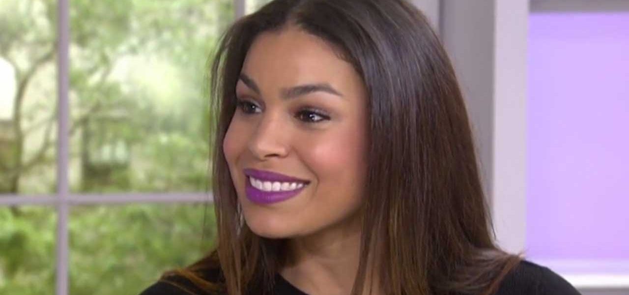 Jordin Sparks Faces Off With KLG On Football Trivia | TODAY