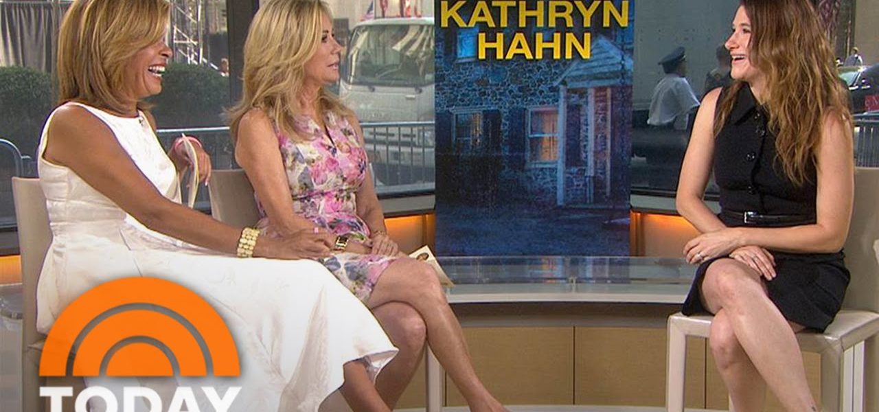 Kathryn Hahn Gets Spooked By Spider, Talks Horror Film ‘The Visit’ | TODAY